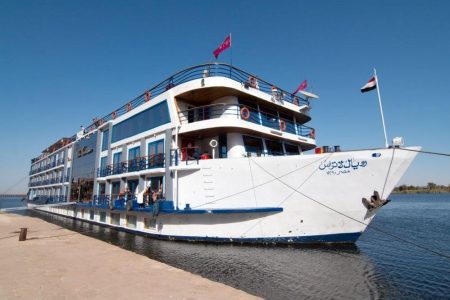 Royal La Terrasse Nile Cruise
